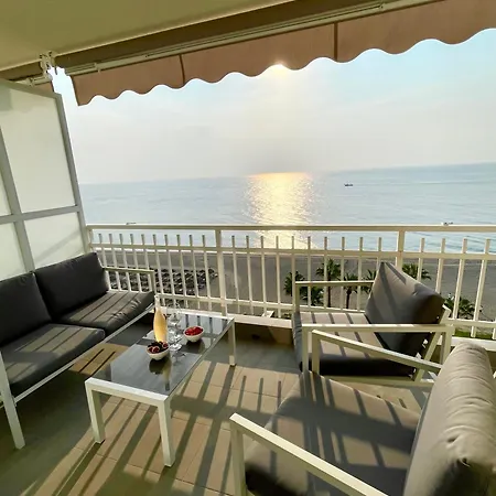 Апартаменты Horizonte 1 Cosy With Incredible Sea View At First Line Of